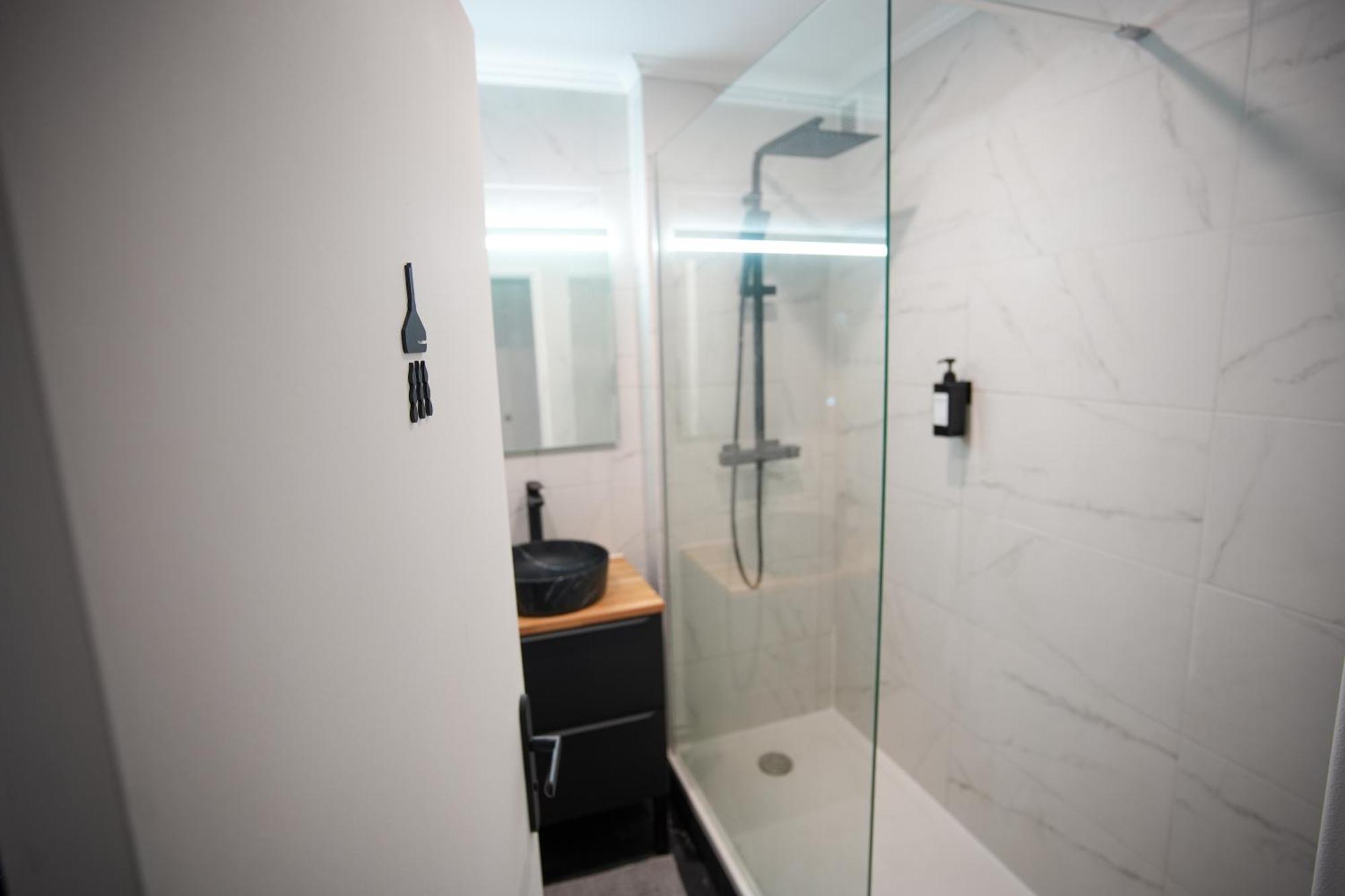 Keyless Appartement Moderne Et Spacieux 90 M2 Parking تشيفيلي لارو المظهر الخارجي الصورة